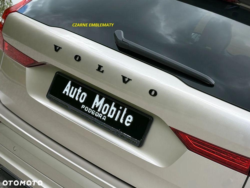 Volvo XC 60 B4 D Plus Dark - 34