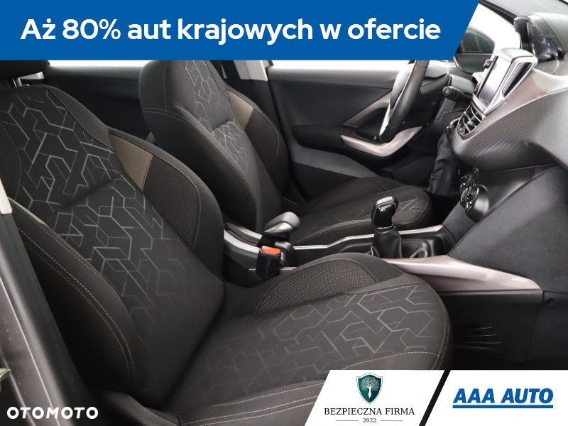 Peugeot 2008 - 11