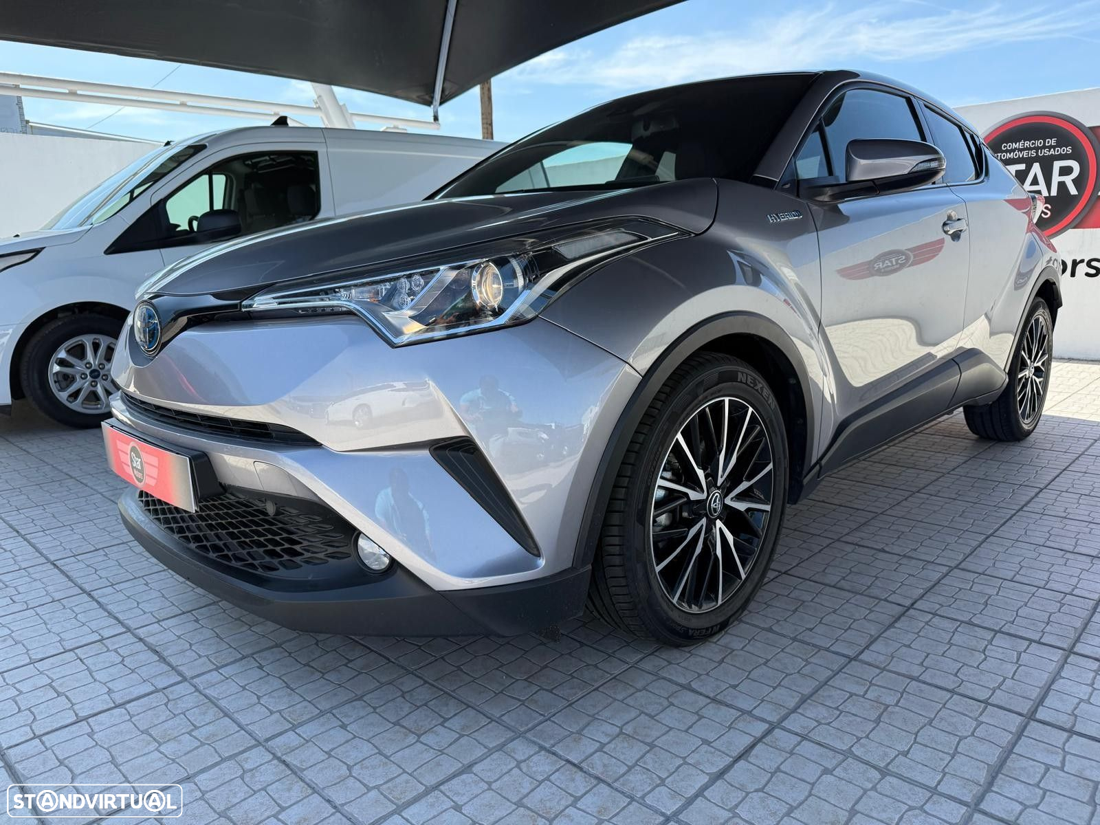 Toyota C-HR 1.8 Hybrid Exclusive+P.Luxury - 4