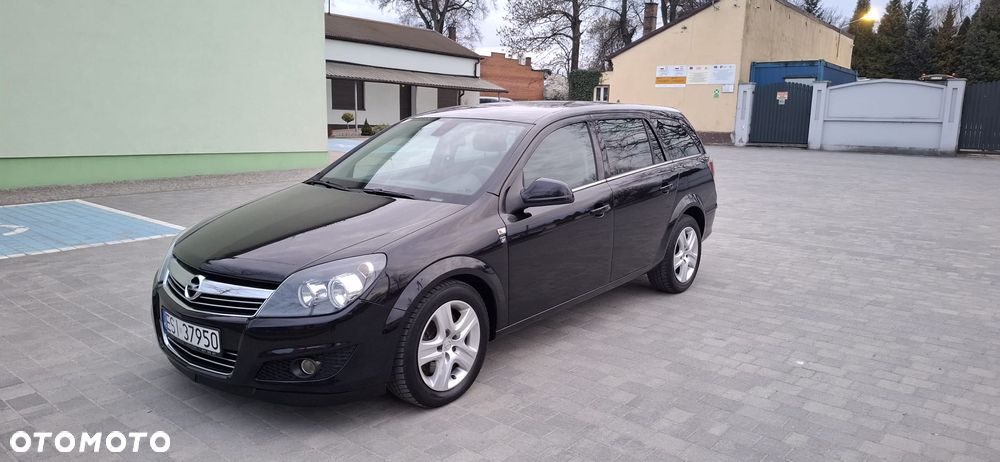 Opel Astra 1.9 CDTI Sport - 1