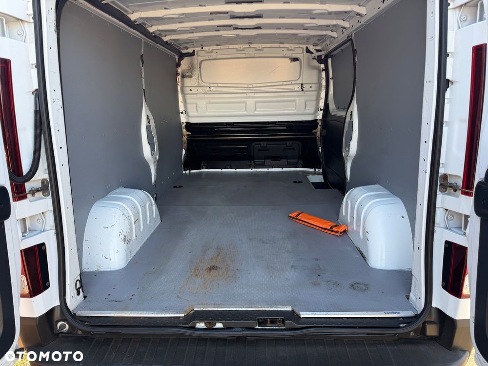 Renault Trafic Long - 20