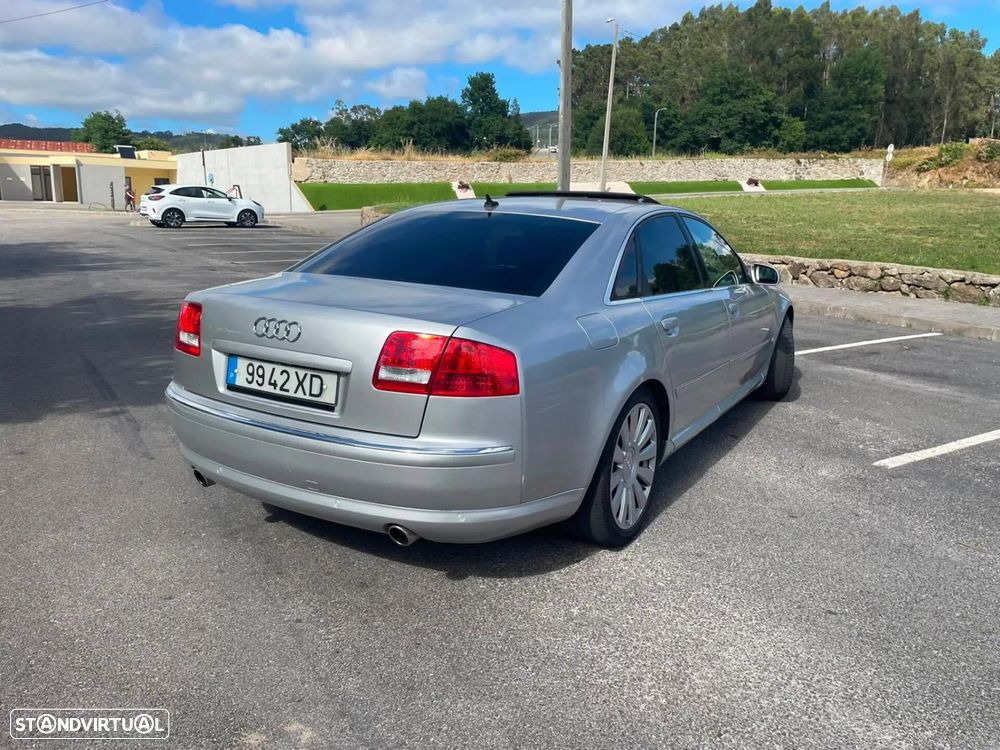 Audi A8 - 6
