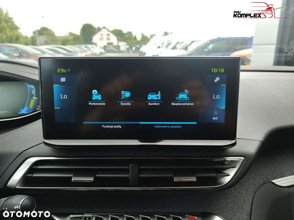 Peugeot 3008 - 18