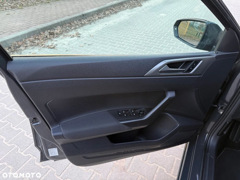 Volkswagen Polo 1.0 Comfortline - 11