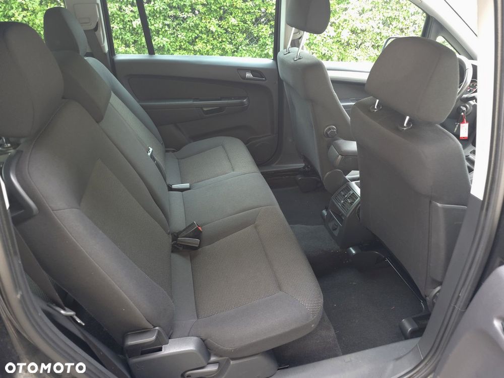 Opel Zafira 1.8 Cosmo - 8