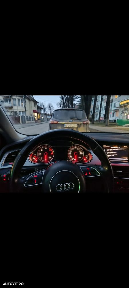 Audi A4 Avant 2.0 TDI - 10