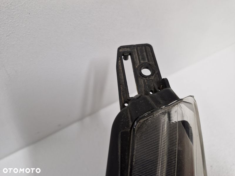 NISSAN QASHQAI 2 II J11 LAMPA LEWY PRZÓD LEWA PRZEDNIA SOCZEWKA UK 100-18014 - 3