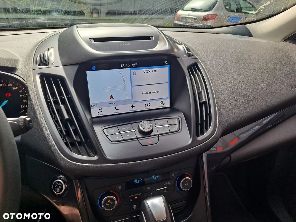 Ford Kuga - 16