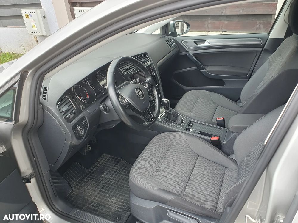 Volkswagen Golf 1.6 TDI DSG Comfortline - 4