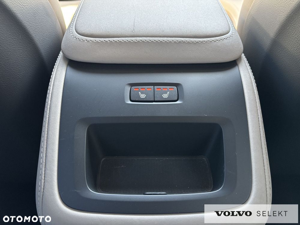 Volvo XC 90 - 24
