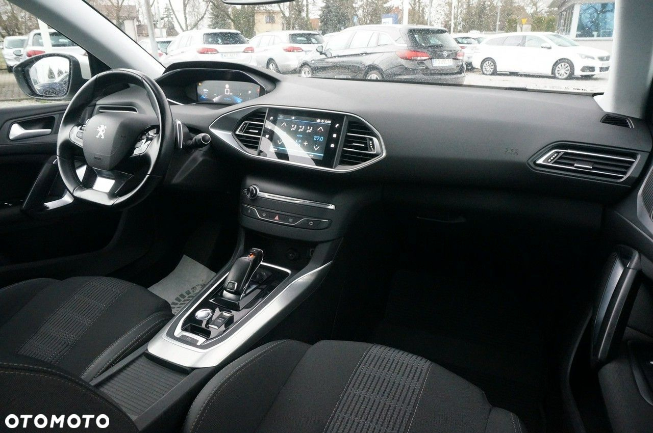 Peugeot 308 1.5 BlueHDi Allure Pack S&S EAT8 - 18