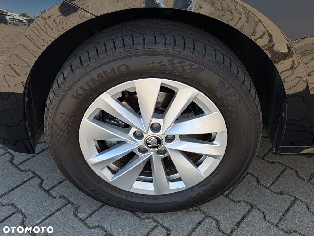 Skoda Kamiq 1.0 TSI Ambition DSG - 27