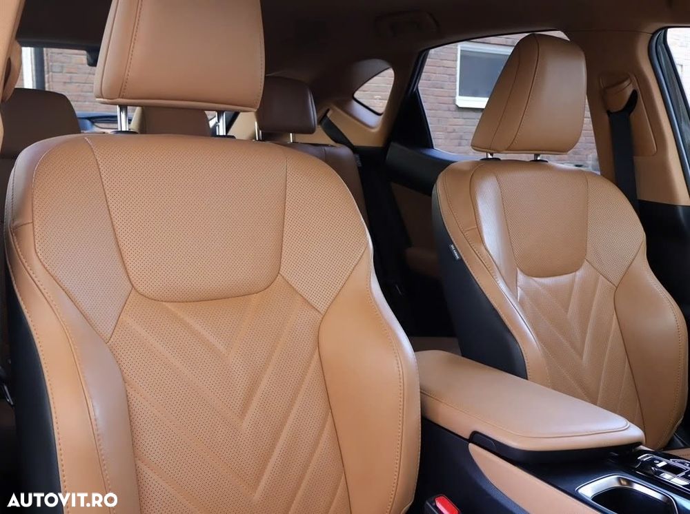 Lexus Seria NX 450h+ E-FOUR Luxury Line - 16