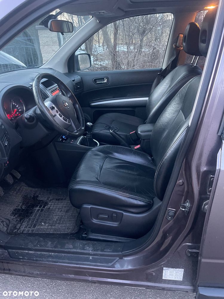 Nissan X-Trail - 14