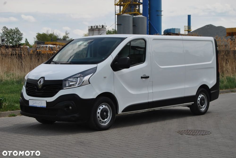 Renault Trafic - 1