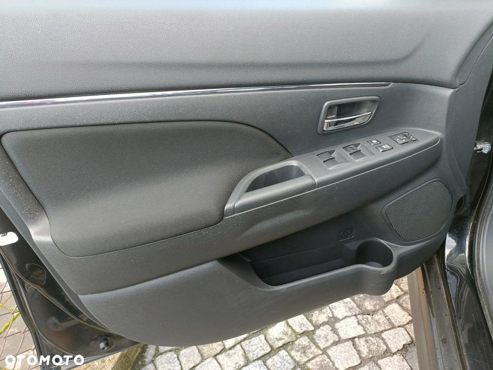 Mitsubishi ASX 1.6 2WD Diamant Edition+ - 26