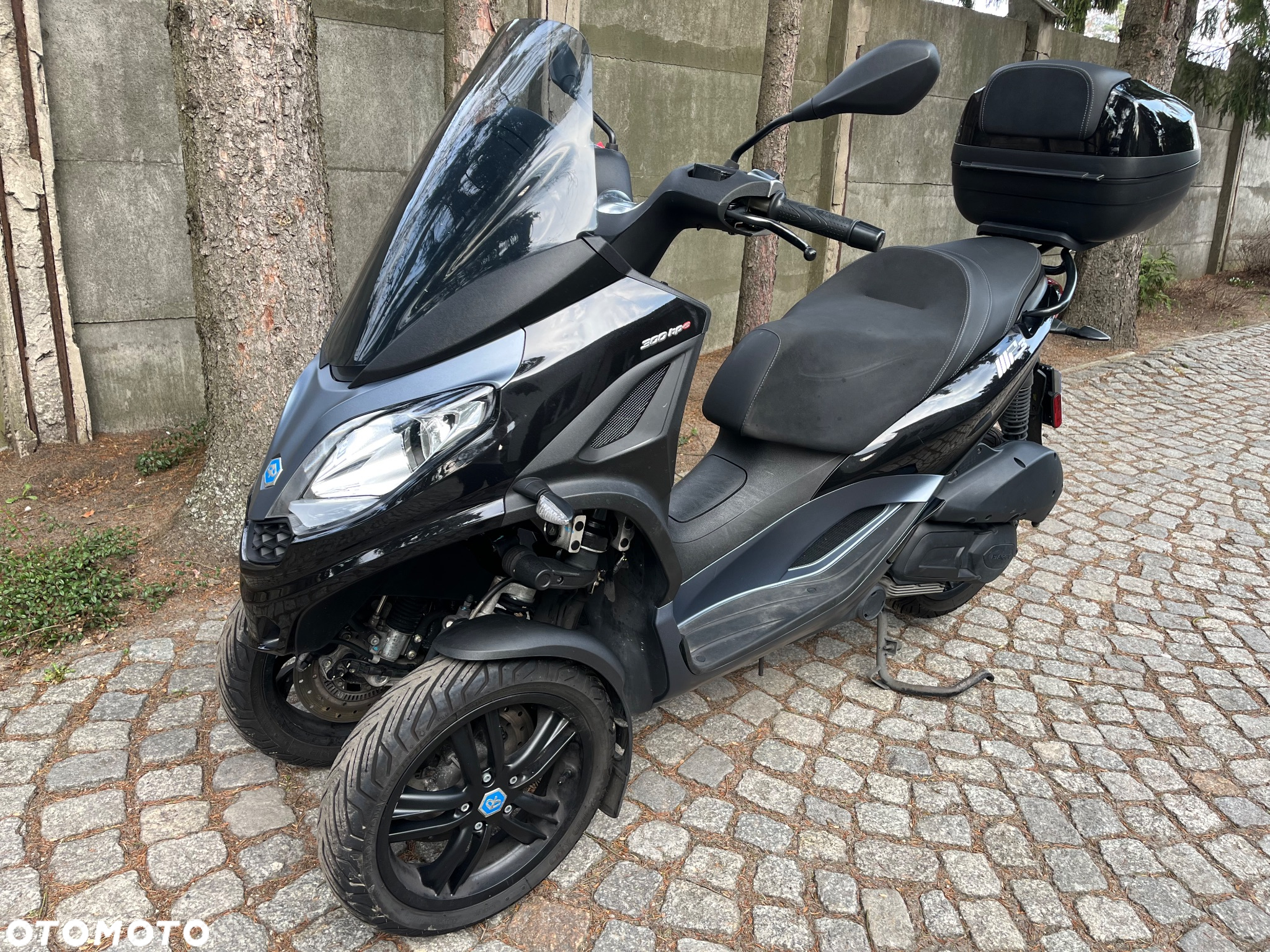 Piaggio MP-3 - 8