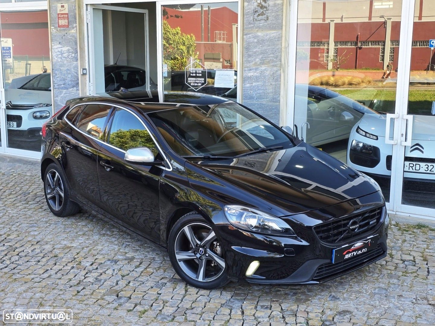 Volvo V40 D2 R Design - 3