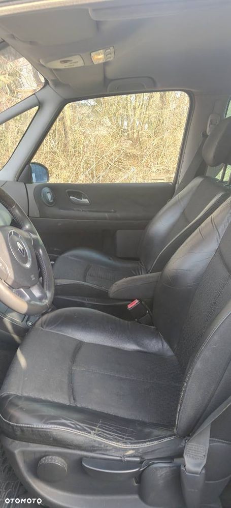 Renault Espace 2.2 dCi Dynamique - 9