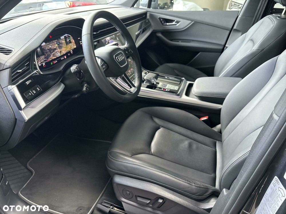 Audi Q7 - 16