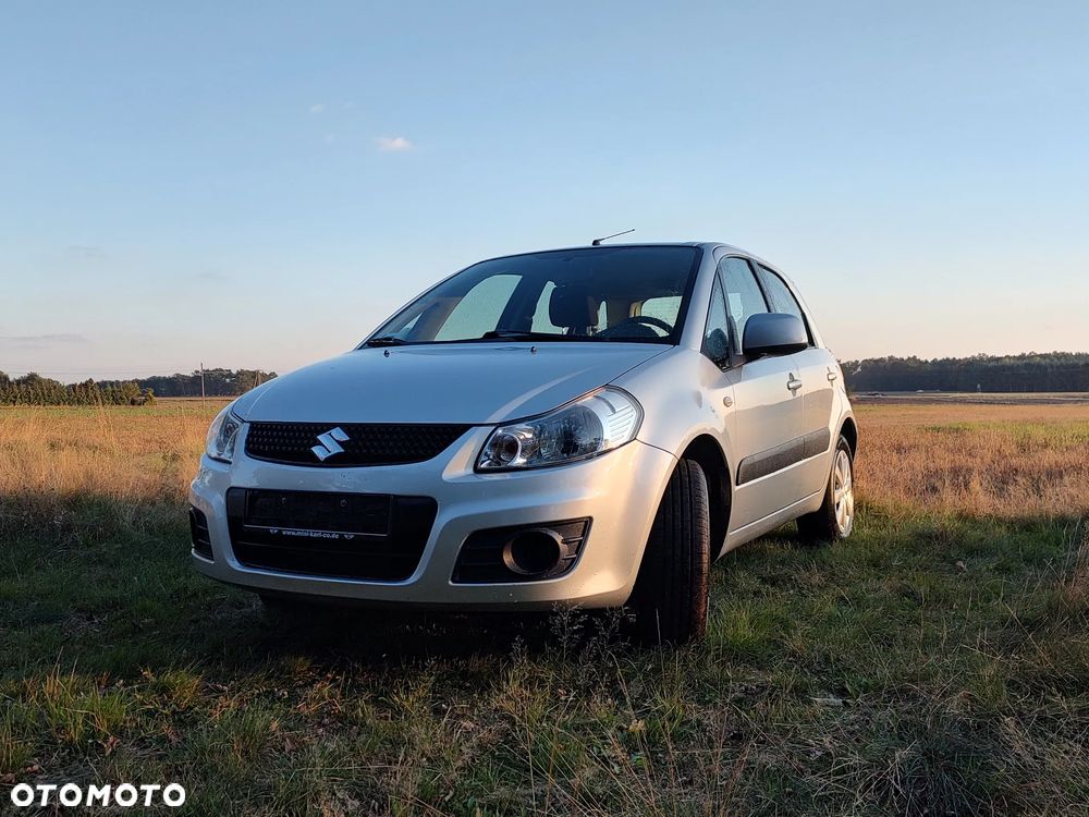 Suzuki SX4 1.5 Comfort - 2