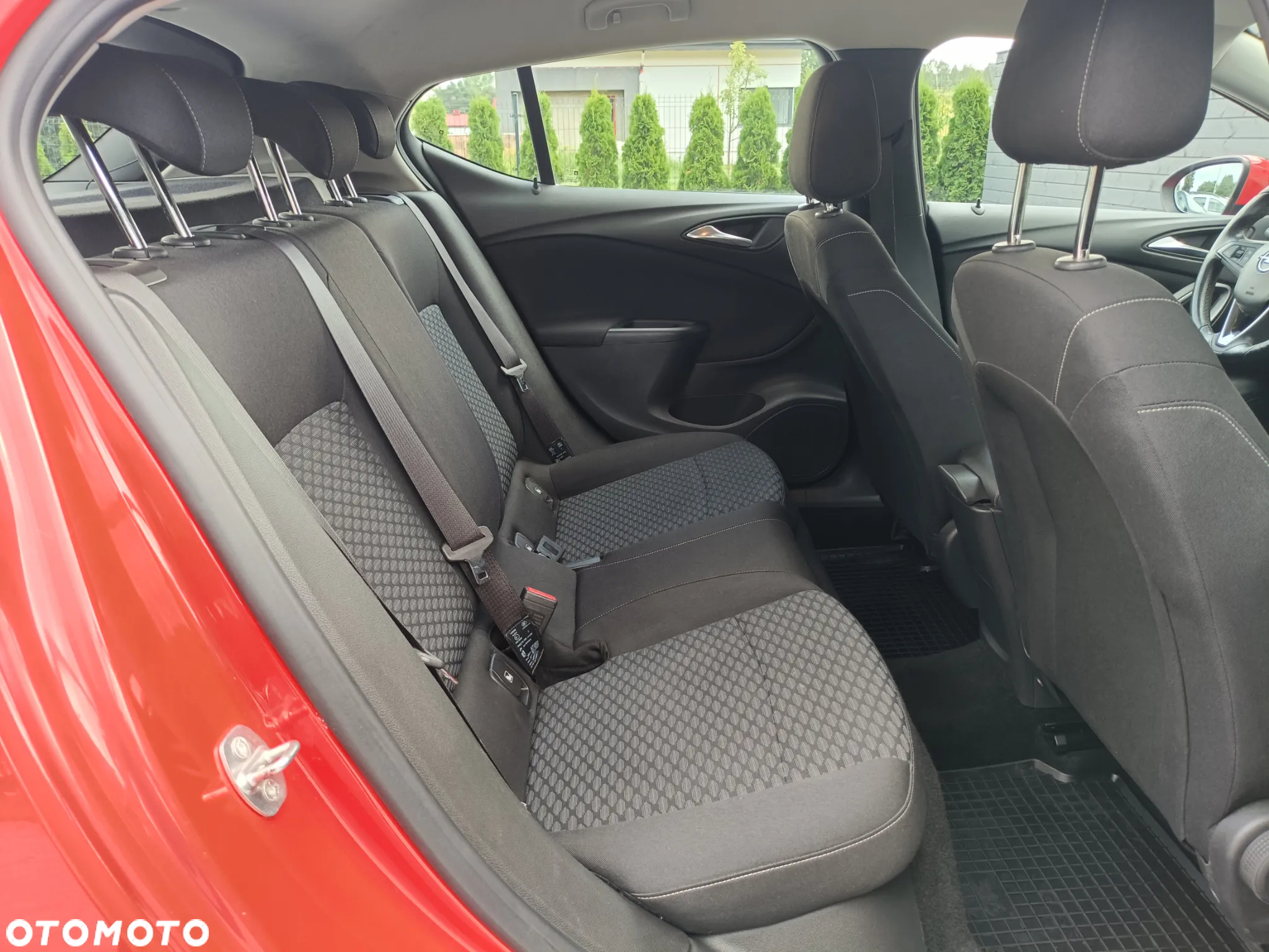 Opel Astra - 16