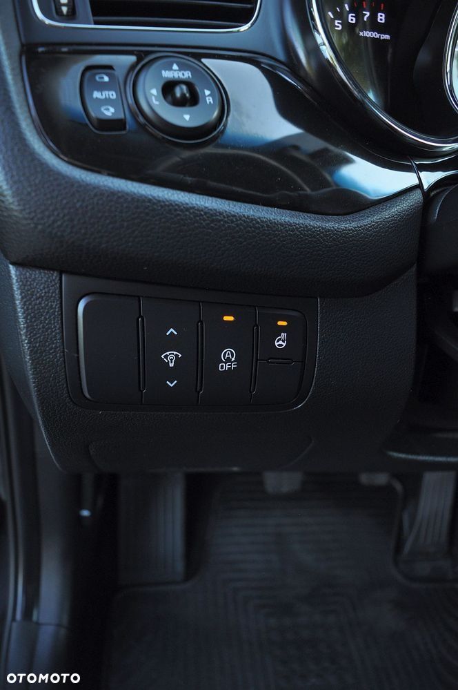 Kia Ceed 1.6 GDI Platinum Edition - 24