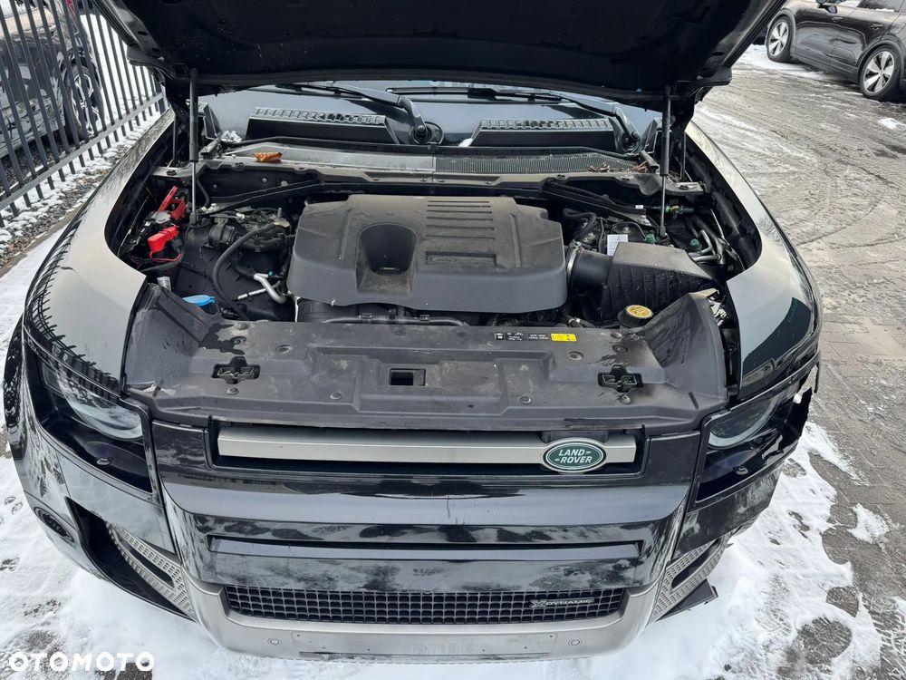 Land Rover Defender - 5