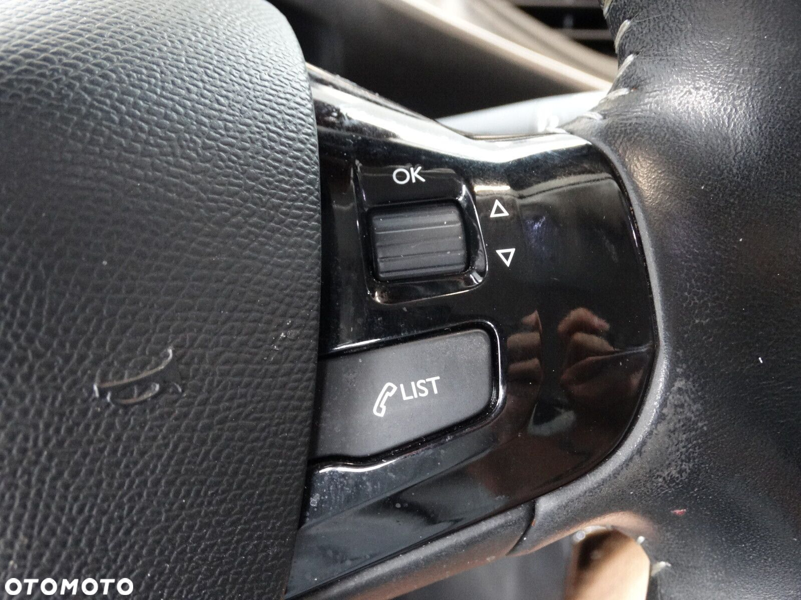 Peugeot 308 - 32