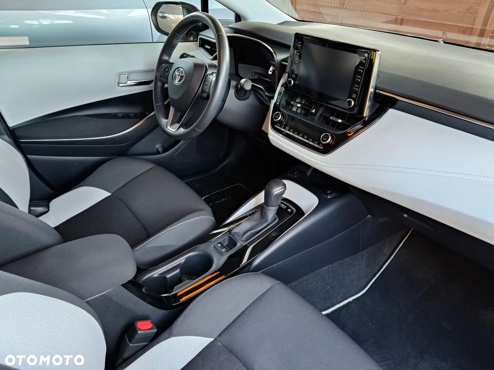 Toyota Corolla 1.8 Hybrid Comfort - 9