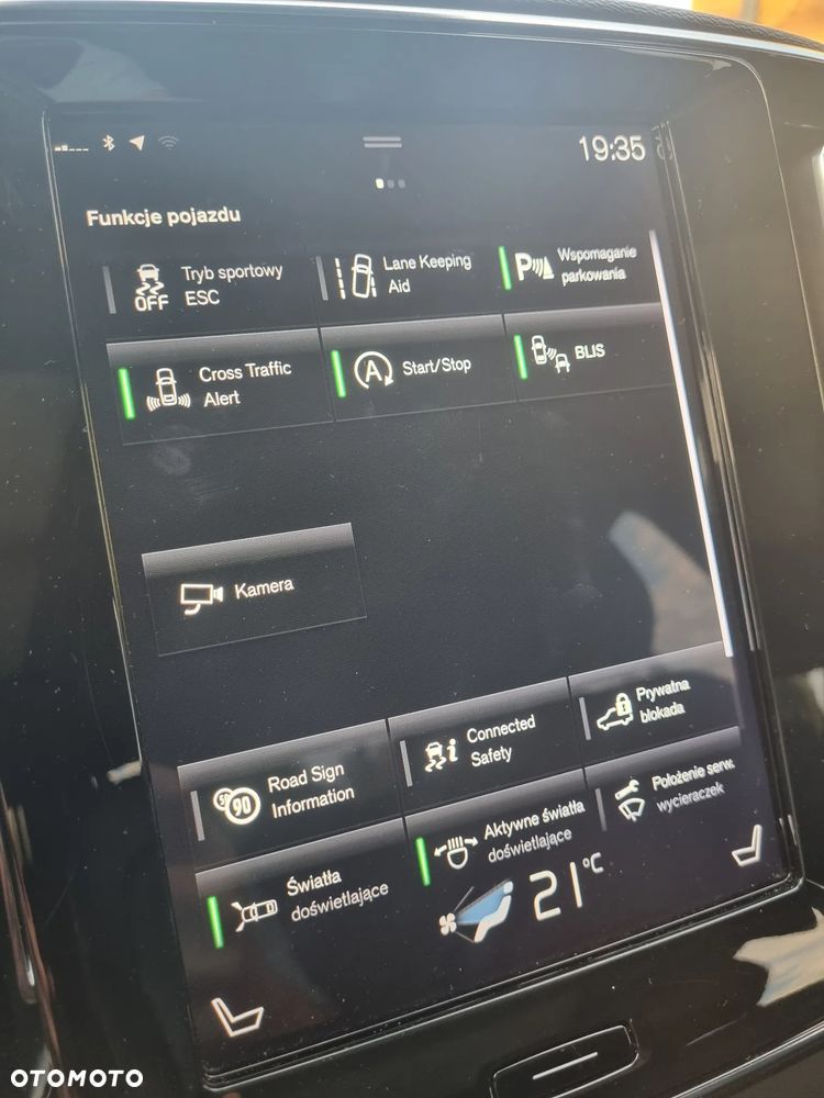 Volvo XC 40 T5 AWD Geartronic Momentum Pro - 27