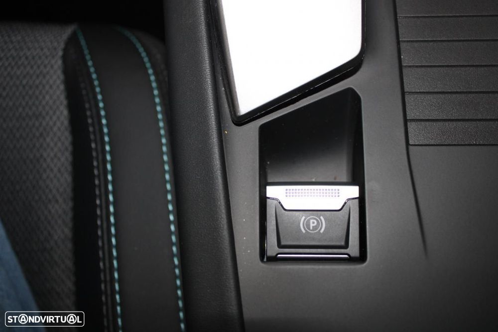 Peugeot E-408 58 kWh Allure - 19