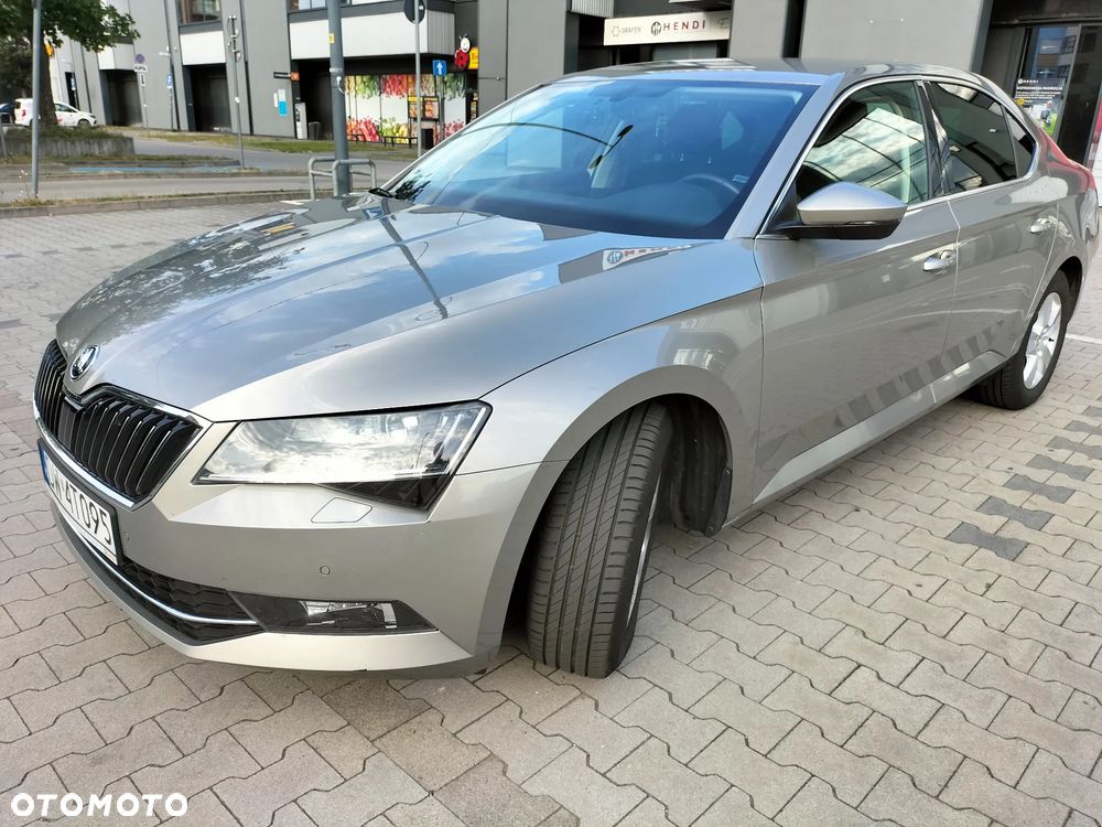 Skoda Superb 2.0 TDI Ambition DSG7 - 8