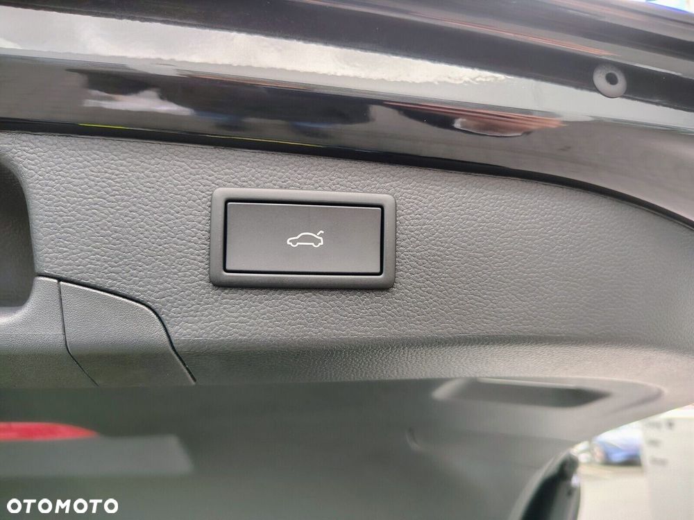 Volkswagen Passat 1.5 TSI EVO Elegance DSG - 12
