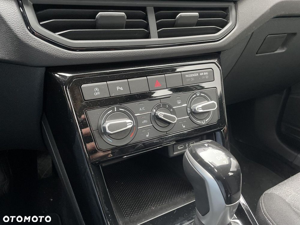 Volkswagen T-Cross 1.0 TSI Life DSG - 17