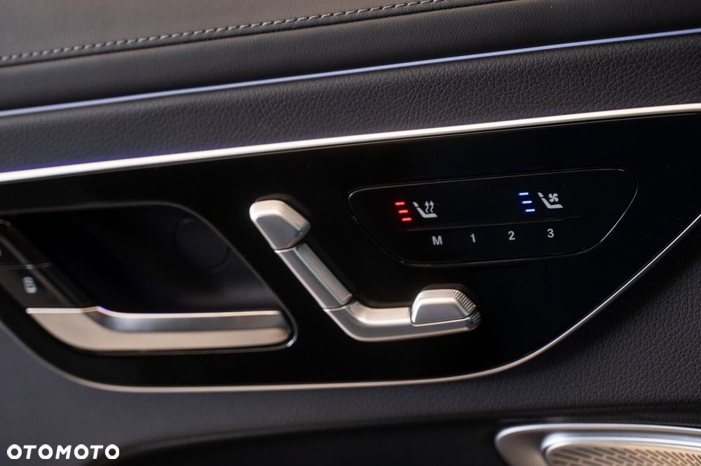 Mercedes-Benz CLE 300 mHEV 4-Matic AMG Line - 34