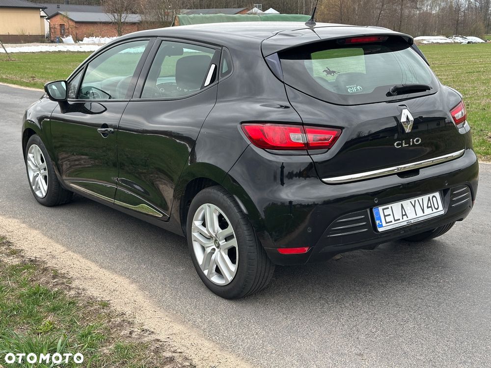 Renault Clio 1.2 16V 75 LIMITED - 3