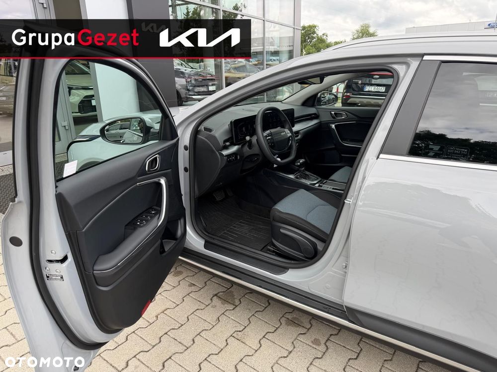 Kia XCeed - 10