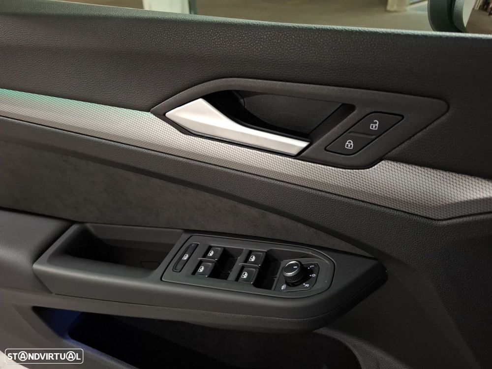 VW Golf 1.5 TSI e-Hybrid Style DSG Versão Fiscal - 22