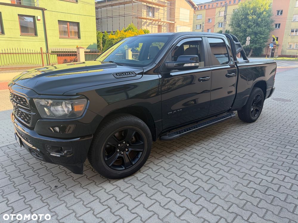 RAM 1500 Crew Cab Shortbed Bighorn - 2