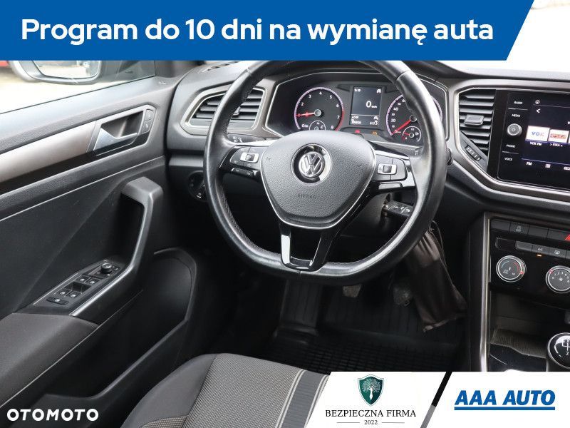 Volkswagen T-Roc - 8