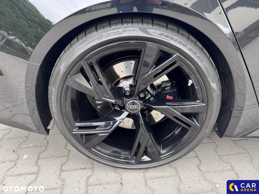 Audi RS6 Avant - 22