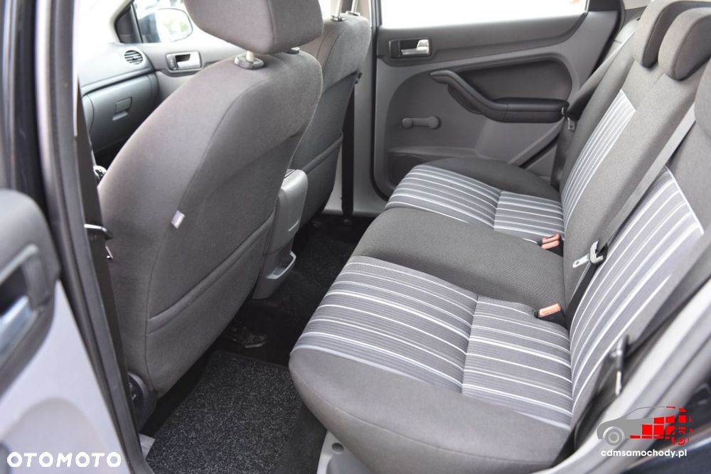 Ford Focus 1.4 Trend - 14
