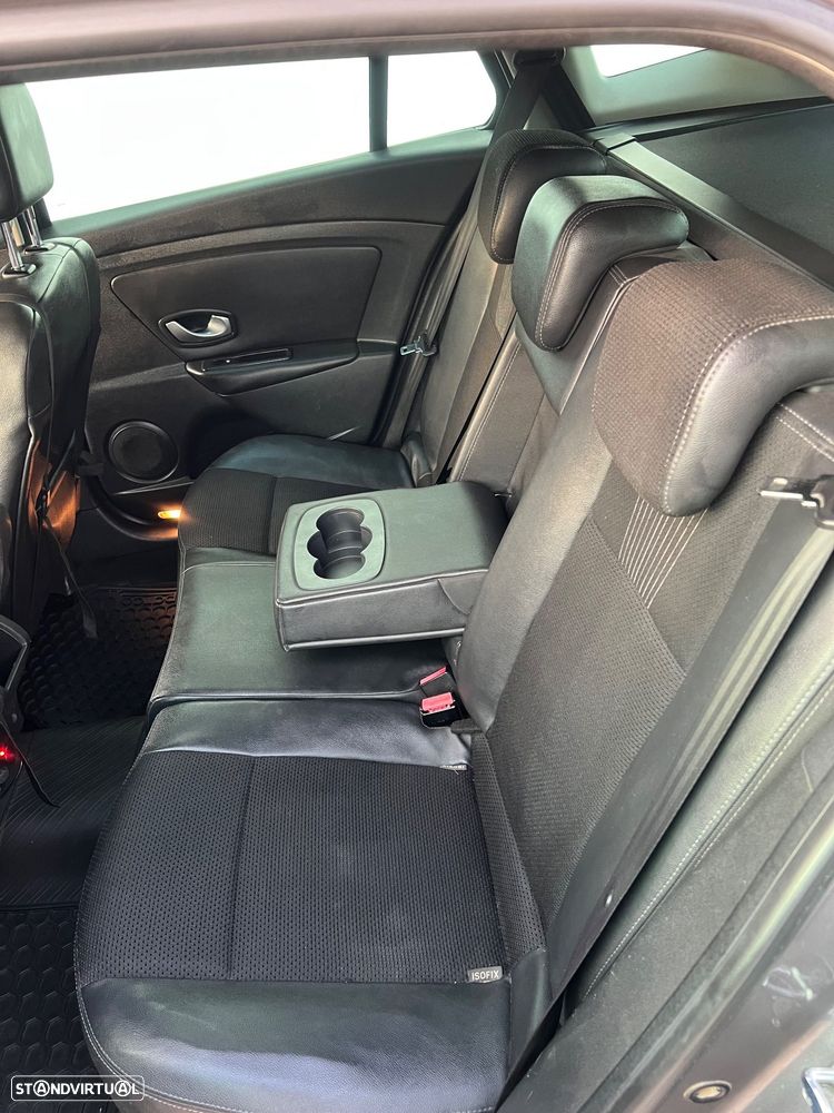 Renault Mégane 1.5 dCi Dynamique - 6