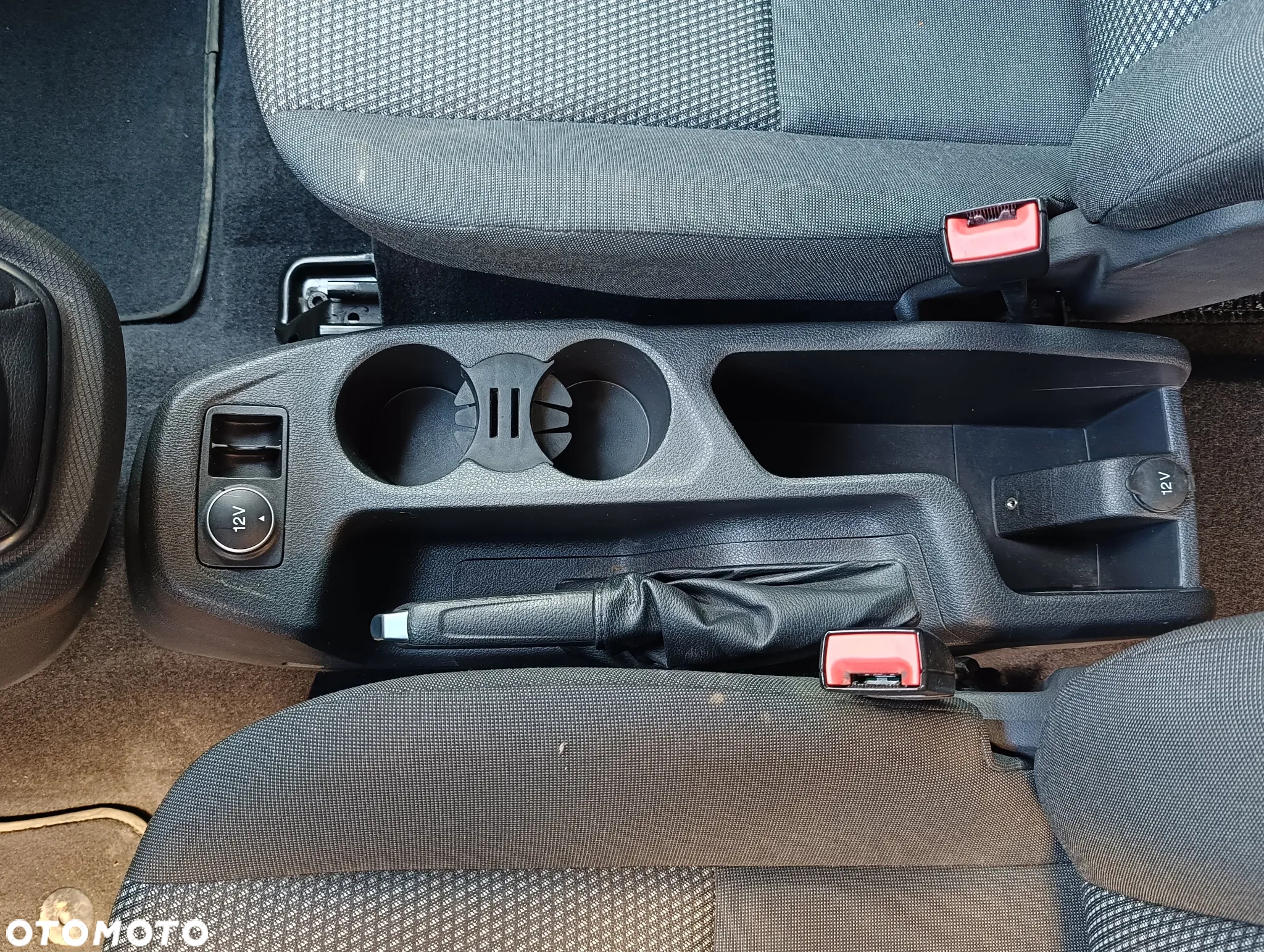 Ford Tourneo Connect 1.5 TDCi Trend - 28