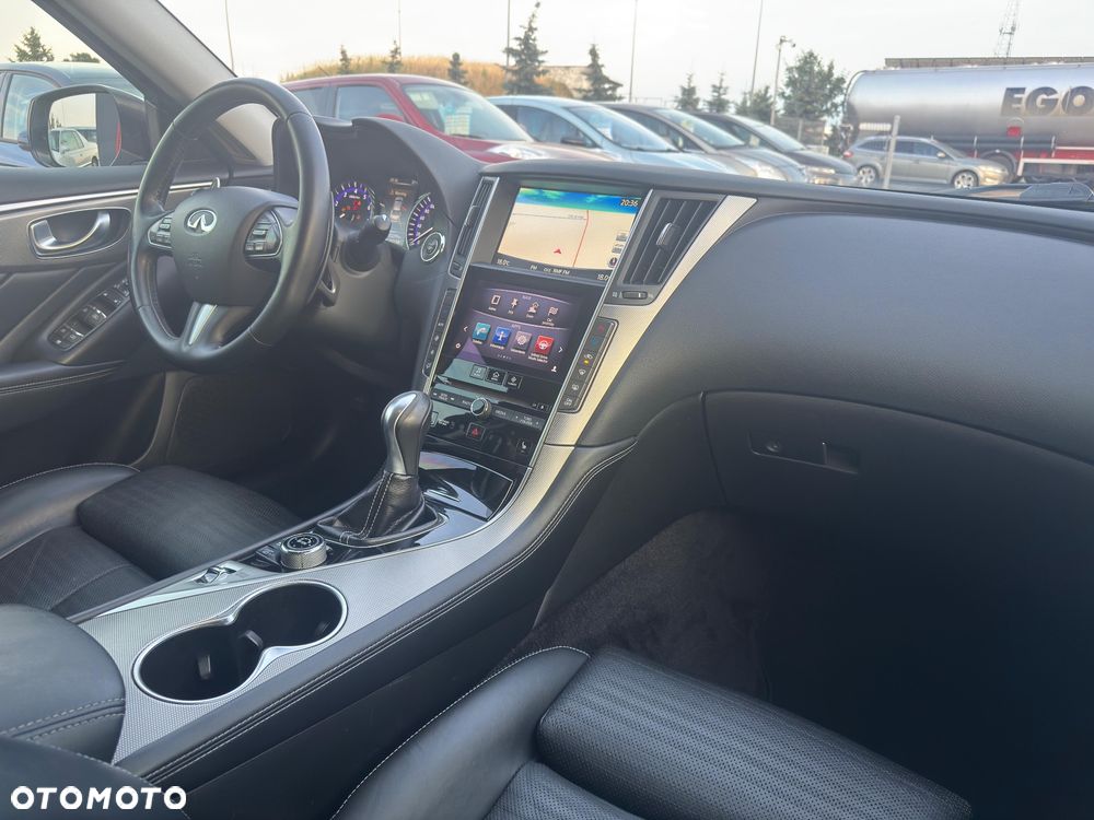 Infiniti Q50 2.0t Premium Executive - 37