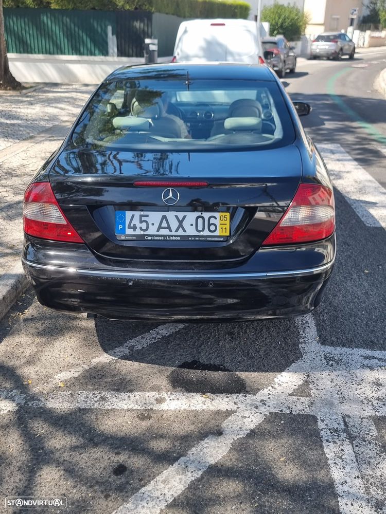 Mercedes-Benz CLK 220 - 2