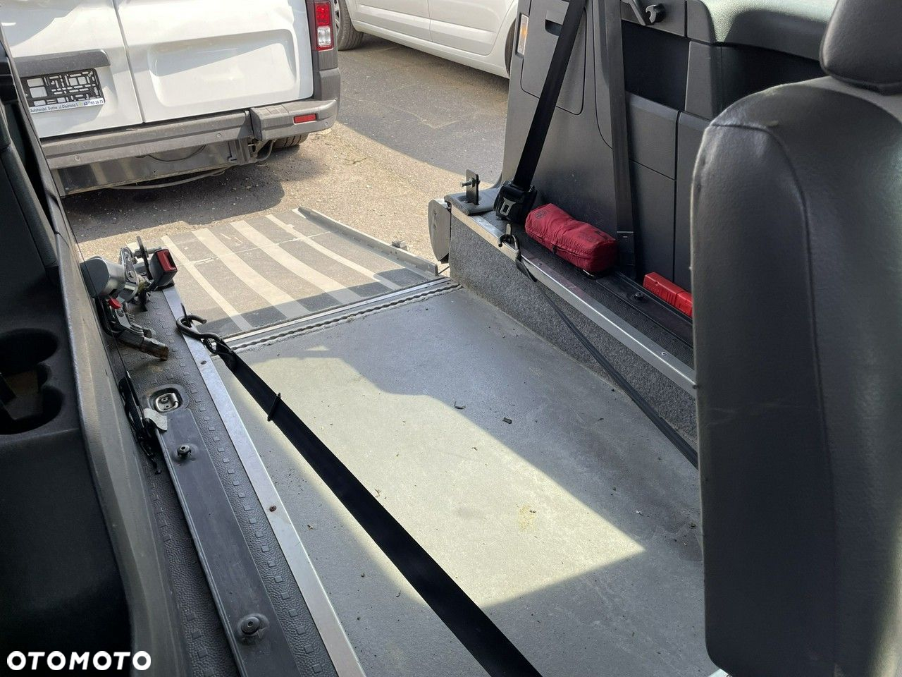 Volkswagen Caddy 2.0 TDI (7-Si.) Edition 30 - 15