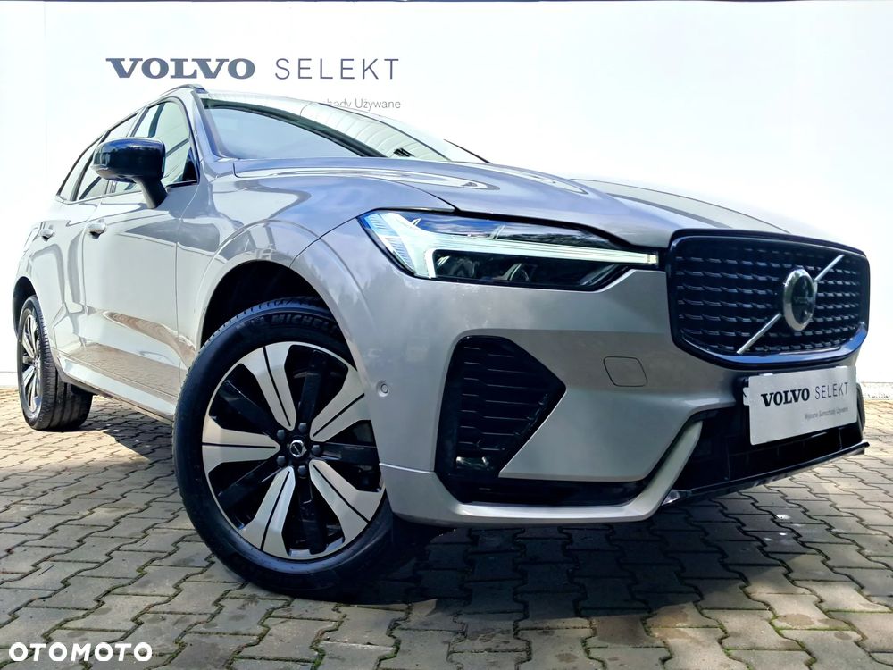 Volvo XC 60 T6 Plug-In Hybrid AWD Plus Dark - 10