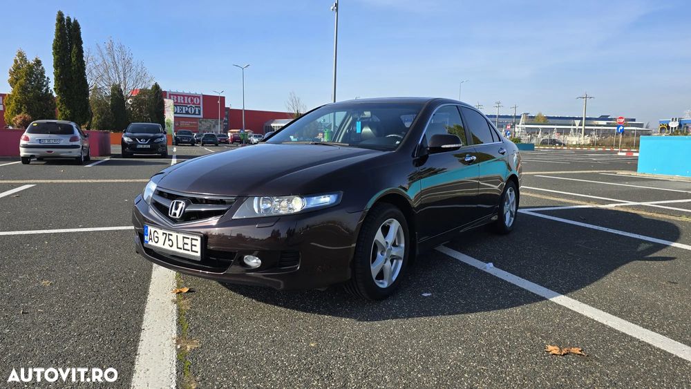 Honda Accord 2.0i Exec - 1